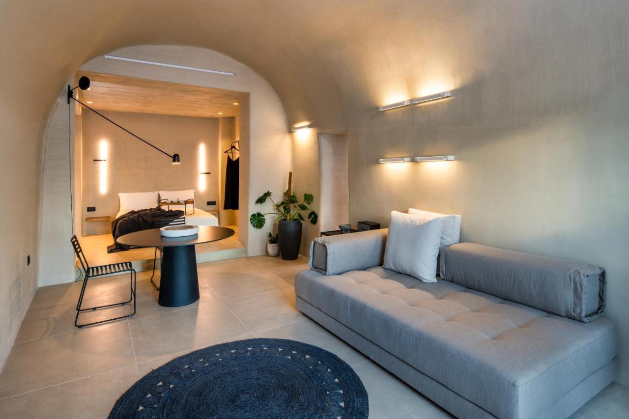Iota Monocave By Thireon Villa Oía Exterior photo
